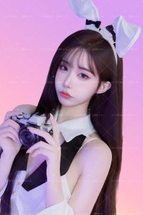 超推的高級感美女 ，瘦小的身材大大乳房