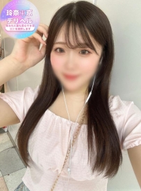 ドアが開くと笑顔いっぱいで